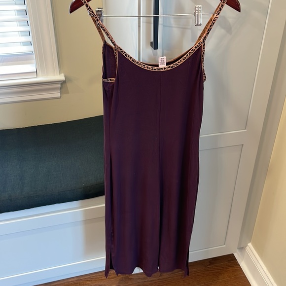 Victoria’s secrete night gown slip on - Picture 8 of 10